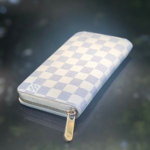 Authentic Louis Vuitton wallet (best offer)